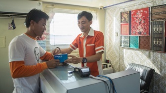 BRI Hadirkan Layanan Keuangan Terapung, Dorong Ekonomi Pesisir Lewat Teras BRI Kapal
