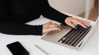 Cara Mudah Menampilkan Baris Tersembunyi di Microsoft Excel