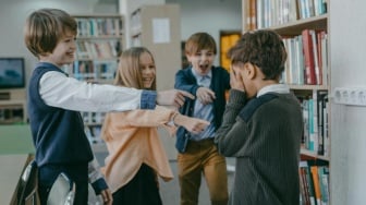 Budaya Diam di Sekitar Kita: Mengapa Perilaku Bullying Terus Terjadi?