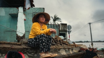 Dari Pinggir Pesisir: Kisah Perempuan Nelayan yang Suaranya Sering Tak Didengar