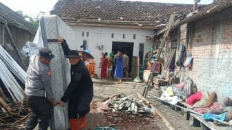 2 Desa di Bojonegoro Diterjang Puting Beliung, Puluhan Rumah Rusak hingga Warga Mengungsi