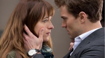 Lebih dari Sekadar Sensasi: 5 Film Romansa Dewasa dengan Cerita Mendalam