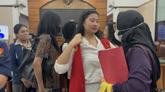 Ungkap Tindakan Tak Manusiawi Polisi, Laras Faizati: Saya Diberi Obat Basi, Diledek saat Ibu Sakit!