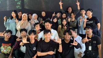 Muda, Berbudaya, dan Adaptif: Tukar Akar Hadirkan Sastra yang Lebih Inklusif