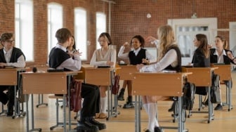 Korban Bullying Memilih Bungkam, Ada Sebab Psikologis yang Jarang Disadari