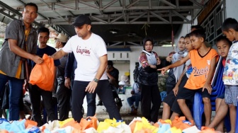 Hadir di Tengah Warga, Bank Mandiri Kembali Salurkan Bantuan Bencana di Tiga Titik Sumatera Utara