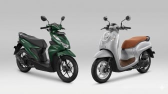 BeAT vs Scoopy, Lebih Irit Mana? Ini yang Paling Cocok Jadi Motor Pertama