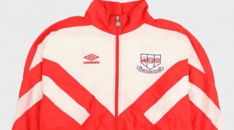 Rekomendasi Jaket  Suporter Timnas Indonesia: Tampil Gaya, Nyaman, dan Identik Merah Putih