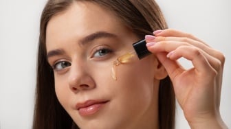 Panduan Memakai Retinol untuk Pemula Usia 30-an, agar Wajah Tidak Breakout