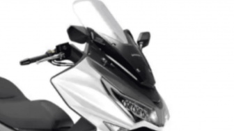 Skutik Bongsor 250cc Seharga NMAX, Honda Forza Bisa Ketar-Ketir Seketika