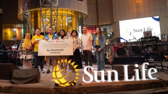 Fokus Sebar Filter Air Siap Pakai di Sumatra, Sun Life Pastikan Akses Paling Mendesak