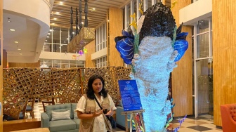 The 101 Yogyakarta Tugu Rayakan Festive Season Lewat Lelana Biruma, Angkat Tema Laut dan Lingkungan