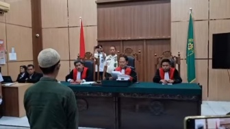 Dihukum Mati! Fakta Mengerikan Pembunuhan Sales Cantik Terungkap di Sidang