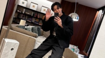 Elegan dan Berkelas! 4 Ide Black Outfit Ala Lee Min Ho yang Wajib Kamu Coba