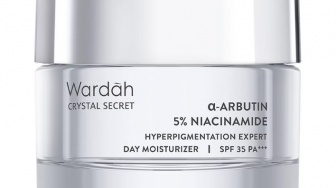 5 Moisturizer Terbaik untuk Flek Hitam Usia 30 Tahun ke Atas