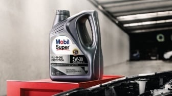 Mobil Super All In One Protection Hadir dengan Standar API SQ, Bikin Mobil Hemat BBM