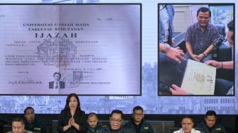 Bagaimana Awal Mula Ijazah Jokowi Dituduh Palsu?