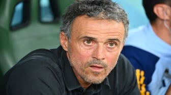 Luis Enrique Melongo dengan Ketangguhan Matvei Safonov Halau 4 Sepakan Penalti