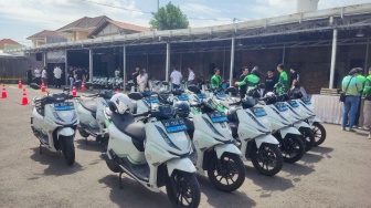 Era Baru Ojol Dimulai! Grab, ALVA dan AIZEN Turunkan 250 Motor Listrik N3, Isi Baterai Secepat Kilat