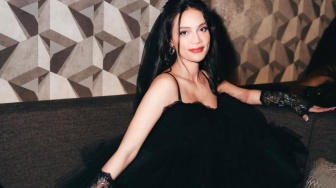 Tak Terima Pengasuh Anak Dihina, Erika Carlina Naik Pitam