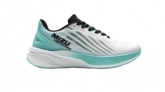 7 Sepatu Recovery Run Lokal yang Nyaman, Kualitas Dunia Bebas Lari Tanpa Pegal!