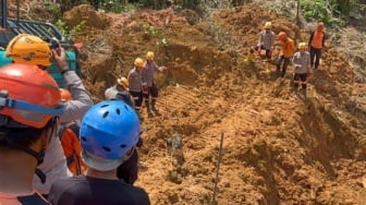 Anjing Pelacak K-9 Dikerahkan Cari Korban Tertimbun Longsor di Sibolga-Padangsidimpuan