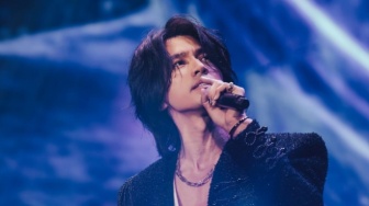 Kenang Barbie Shu, Jerry Yan Bawa Kalung Meteor Garden saat Konser Reuni F4
