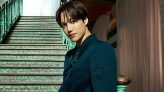 4 Inspirasi OOTD Kai EXO untuk Gaya Sehari-hari yang Simpel dan Fleksibel