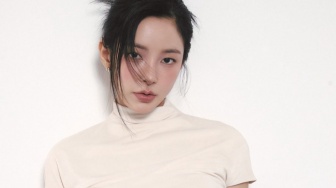 Dari Kasual ke Formal Look, 4 OOTD ala Shin Soo Hyun yang Versatile!