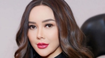 Ada yang Ajak Nikah, Aura Kasih Kasih Syarat Ogah Ketemu Tiap Hari