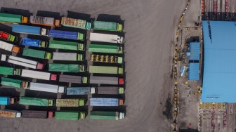 Arus Mudik Nataru, Truk Logistik Dialihkan ke Pelabuhan Ciwandan