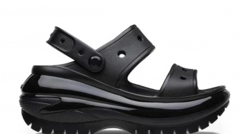 6 Sandal Crocs yang Diskon di Sports Station, Hemat Sampai 50% Selama Ramadan