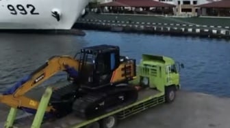 Jhonlin Group Kirim 16 Alat Berat ke Aceh Guna Percepatan Penanganan Banjir