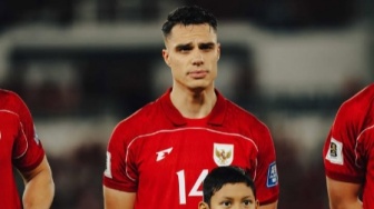 Joey Pelupessy Dirumorkan Gabung Persib, Direktur I.League Beri Restu?