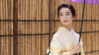 6 Rekomendasi Moisturizer Jepang Paling Efektif untuk Kulit Lembap dan Kenyal