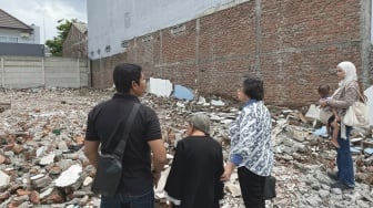 Kronologi Rumah Nenek di Surabaya Dirobohkan Ormas, Diseret Paksa dan Diusir!