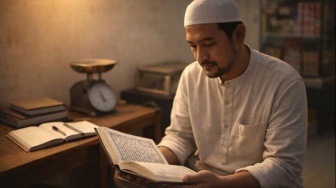 5 Langkah Mengamalkan Surat Yasin untuk Ikhtiar Rezeki dan Dagangan Laris