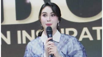 Sentil Realita Seorang Ibu di Indonesia, Arumi Bachsin Minta Jangan Abaikan Kebahagiaan Perempuan