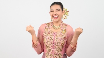 5 Weton Diprediksi Paling Beruntung di 2026, Panen Rezeki dan Kebahagiaan Menghampiri