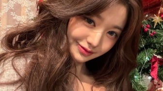Tampil Menawan Saat Natal, Coba 4 Mix and Match OOTD ala Wonyoung IVE Ini!