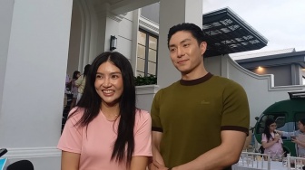 Sarwendah Natal Bareng Giorgino Antonio, Ternyata Atas Permintaan Thalia dan Thania