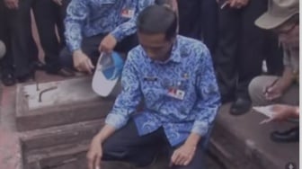 Peringatan 13 Tahun Jokowi Masuk Gorong-Gorong: Momen Ikonik yang Mengubah Wajah Politik Indonesia