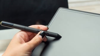 4 Tablet dengan Keyboard dan Stylus Pen, Produktivitas Maksimal Layaknya PC