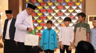 Tanpa Pesta Pora, Pemkab Bogor Pilih Peluk 1.200 Yatim dan Lansia di Penghujung 2025