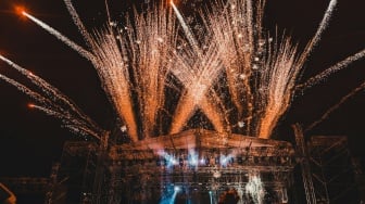5 Konser Gratis Malam Tahun Baru 2026 di Berbagai Daerah, Ada Dewa 19 hingga Hindia