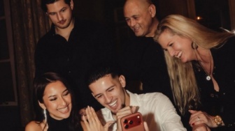 Bikin Haru, Reaksi Ibu Justin Hubner Bakal Punya Mantu Jennifer Coppen