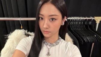 Style Fleksibel ala Gawon MEOVV, 4 Outfit Ini Bisa Kamu Sontek Sesuai Mood!