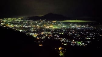 Muak Terjebak One Way Puncak? Intip Pesona Cijeruk, Surga Tersembunyi di Kaki Gunung Salak