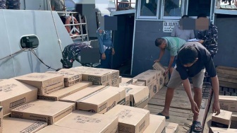 Kapal di Karimun Diamankan, Ternyata Bawa Narkoba dan Kayu Tanpa Dokumen