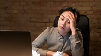 Setahun Menghela Napas: Mengapa 2025 Terasa Lebih Melelahkan?